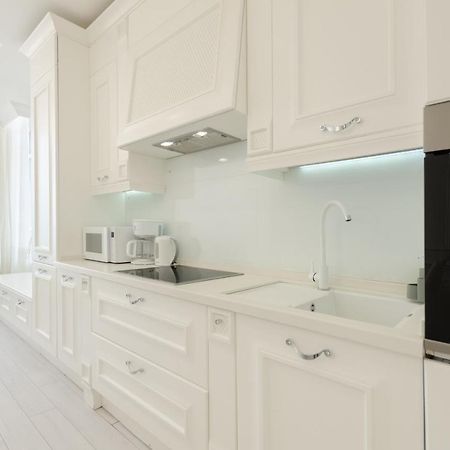 Petrovdom Apartments 10-353 In Rc Central Park, 7 John Mccain Street Kiev Exterior foto